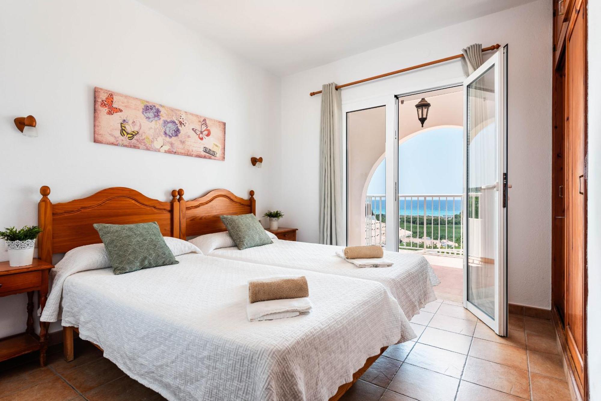 Villa Esplendor Son Bou Bagian luar foto